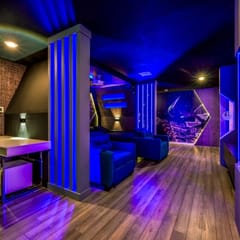 Lux Family Haven near Disney ~ Pool ~ Theatre Room