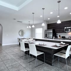 5BR Balmoral Home with Private Pool