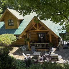 Mountain Music/205 Chestnut Village