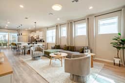 New beautiful 5 BEDS~Private Pool
