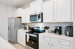 Elegant 7beds/ 5.5 baths/ sleeps 14 - Windsor Cay