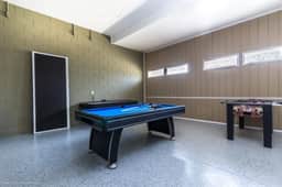 Luxury 7-Bedroom Reunion Retreat with Home Cinema & Pool