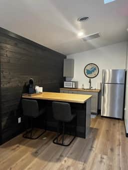 Modern Private 2 Room Suite in Boutique Hotel