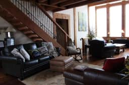 Spacious Mountain Getaway, Trails Rest