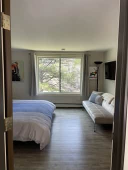 Water's Edge Serenity King Studio in Redstone