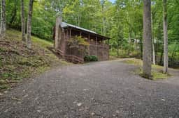 Wolf Laurel Cabin with Hot Tub Near Skiing - Image 2