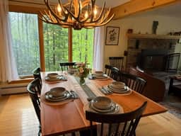 Chalet Jay - Vermont Ski and Golf Retreat - Image 2