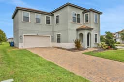 3BR Balmoral Condo Near Resort Amenities - Image 2