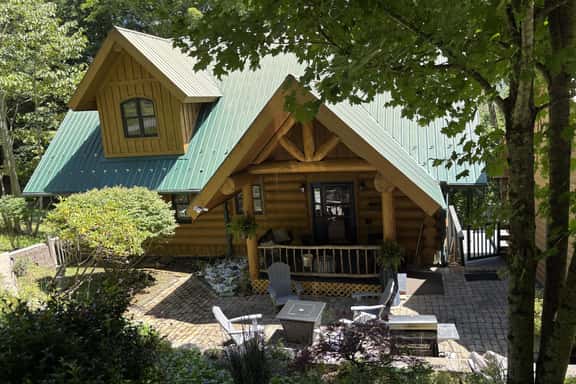 Mountain Music/205 Chestnut Village - Image 1