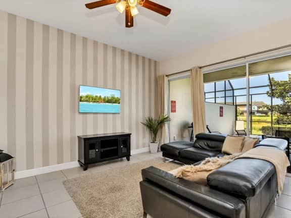 4 Bed Pool Home on Resort Community Near Disney!