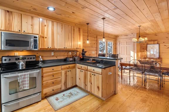 Timber Lodge/989 El Miner