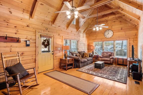 Timber Lodge/989 El Miner - Image 3
