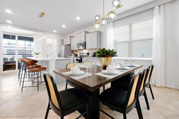 Modern 5 beds/ 5 baths Retreat~Pool