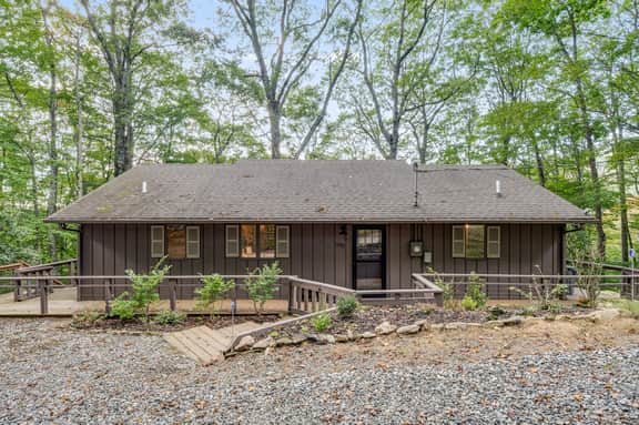 Sundance View/792 McDaris Loop