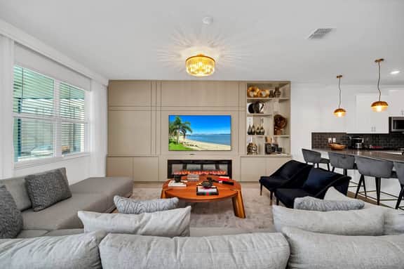 EV_2900 - Sunset Cove Retreat