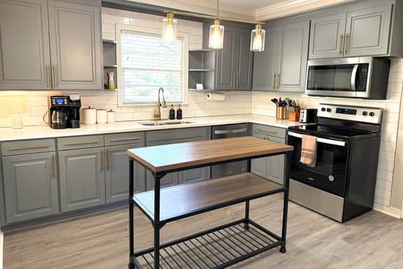 Bainbridge 4BR/2BA Family Retreat Home
