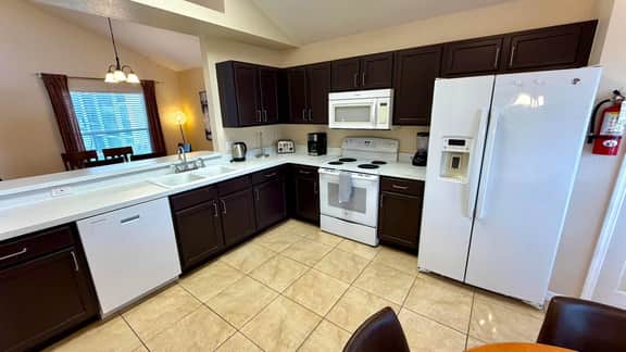 4 Bed Home with Views of the Golf course (132) - Image 3