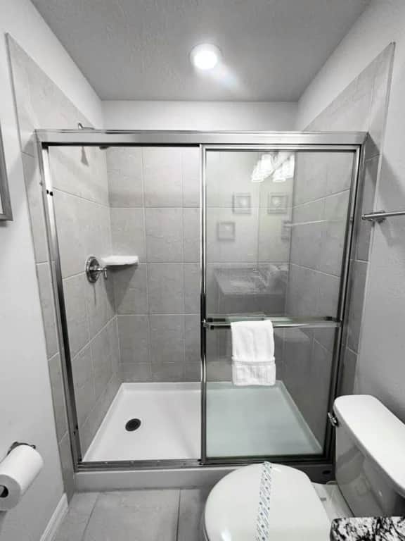 2127LC- Windsor Island Resort - Image 3
