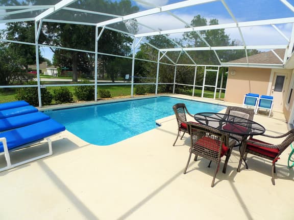 Golf course views - Pool - relax!