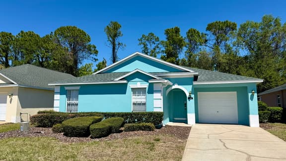 5 Bed Resort Pool Home on Gates Community 344