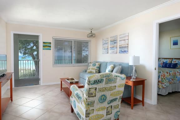Pet-friendly and really close to beach!