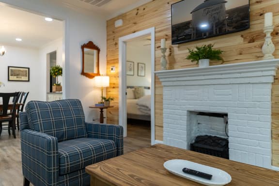 Mimosa Cottage - Thomasville Charm