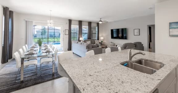 7547OML-Solterra Resort - Image 1